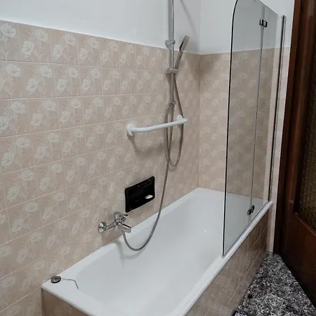 Апартаменты Lidia's House Besozzo